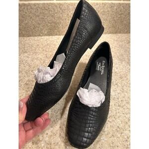 Kim Rogers Ultra Comfort Size 8 devyn Flat black